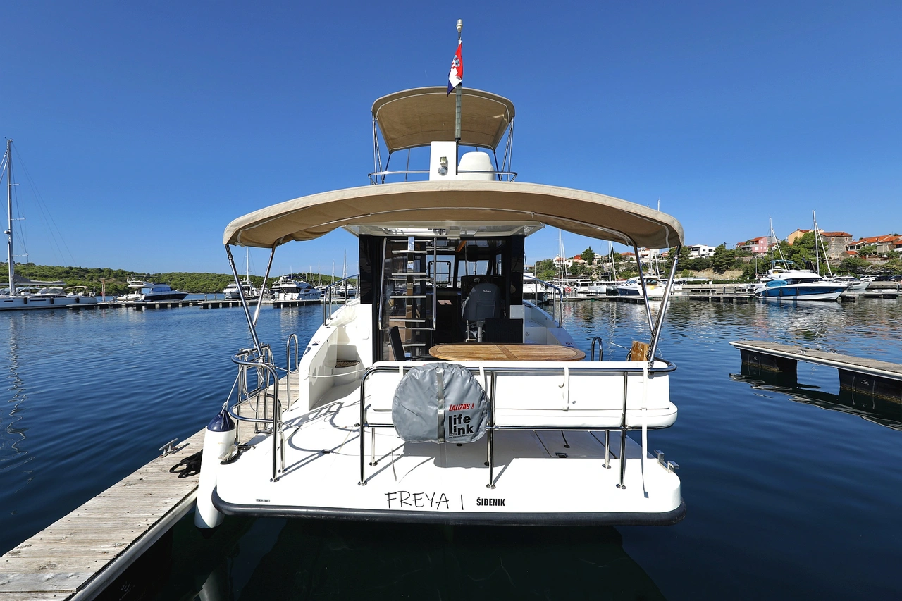 Futura 40 Grand Horizon-Motoryacht Freya I in Kroatien