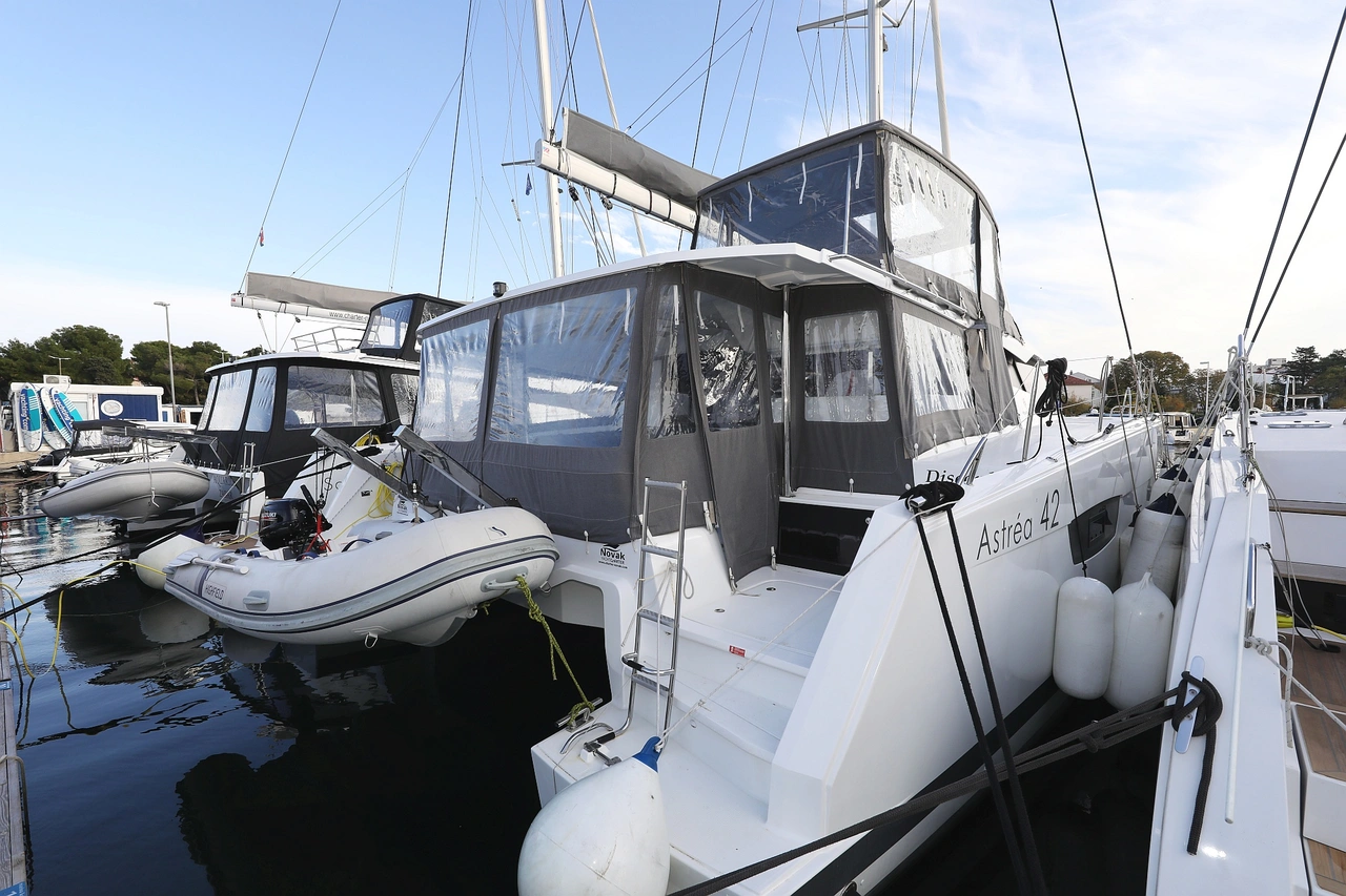 Fountaine Pajot Astrea 42 - 4 + 2 cab.-Katamaran Discordia in Kroatien