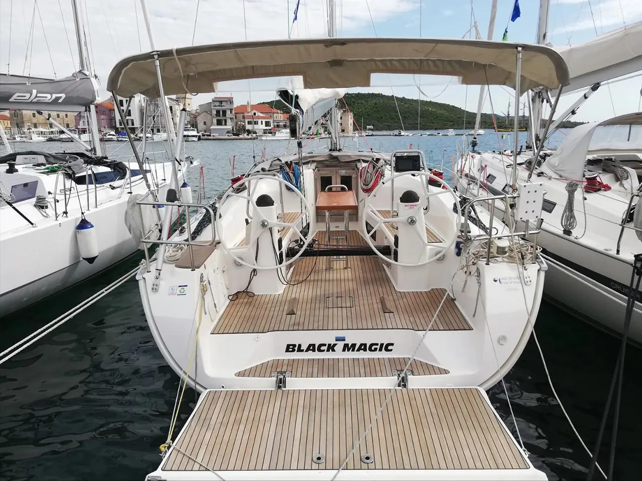 Bavaria Cruiser 40 S-Segelyacht Black Magic in Kroatien