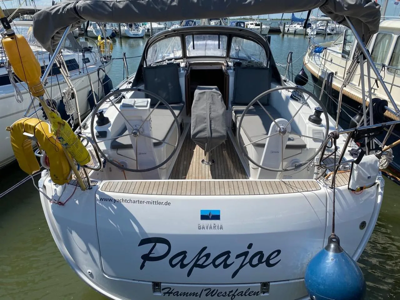 Bavaria Cruiser 37 - 3 cab.-Segelyacht Papajoe in Niederlande