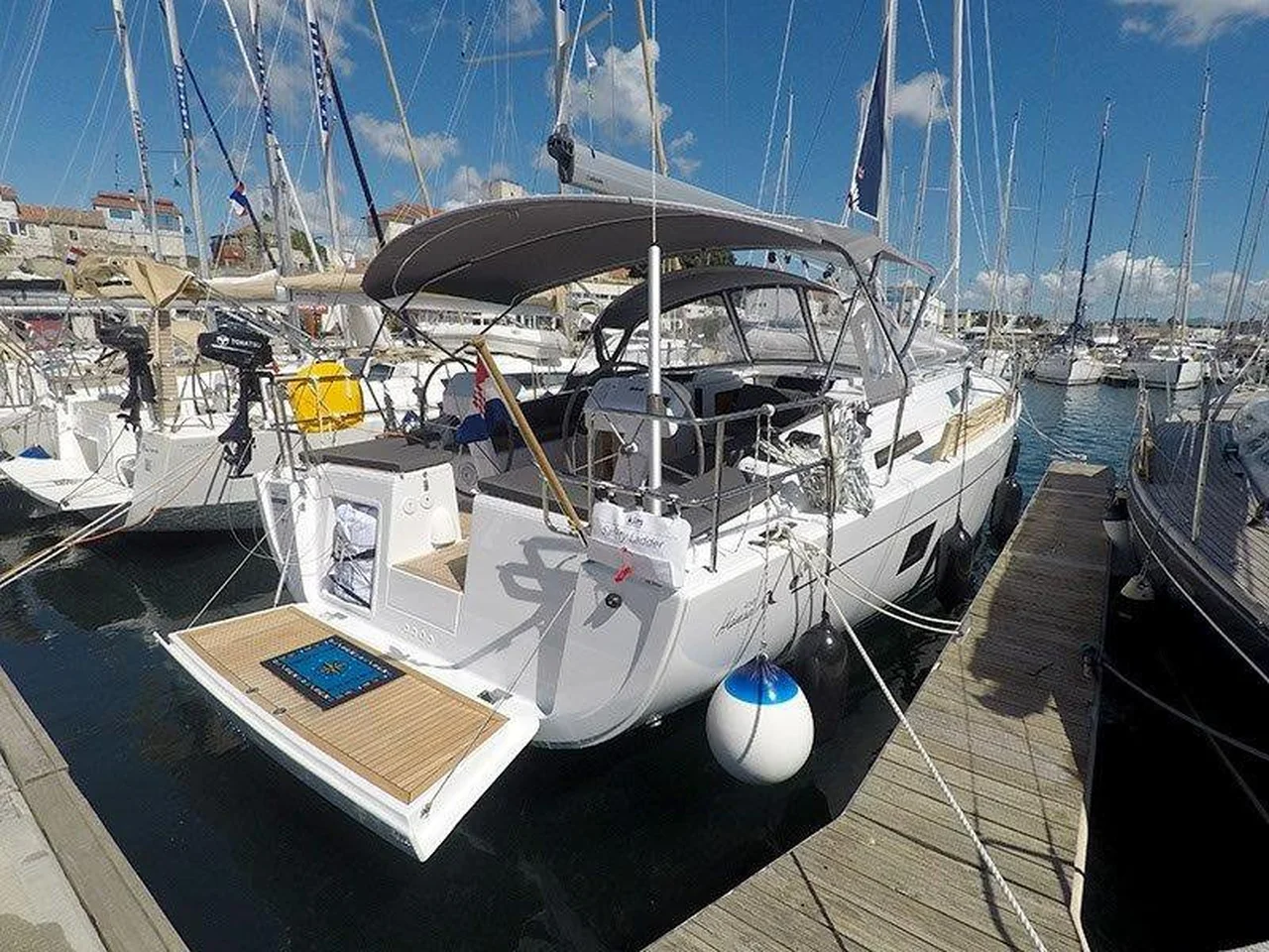 Hanse 458 - 3 cab.-Segelyacht Podatok Too in Kroatien