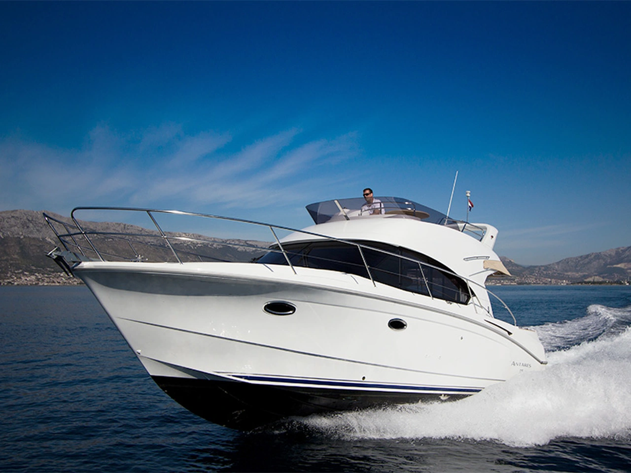 Antares 36-Motoryacht Sveti Nikola in Kroatien