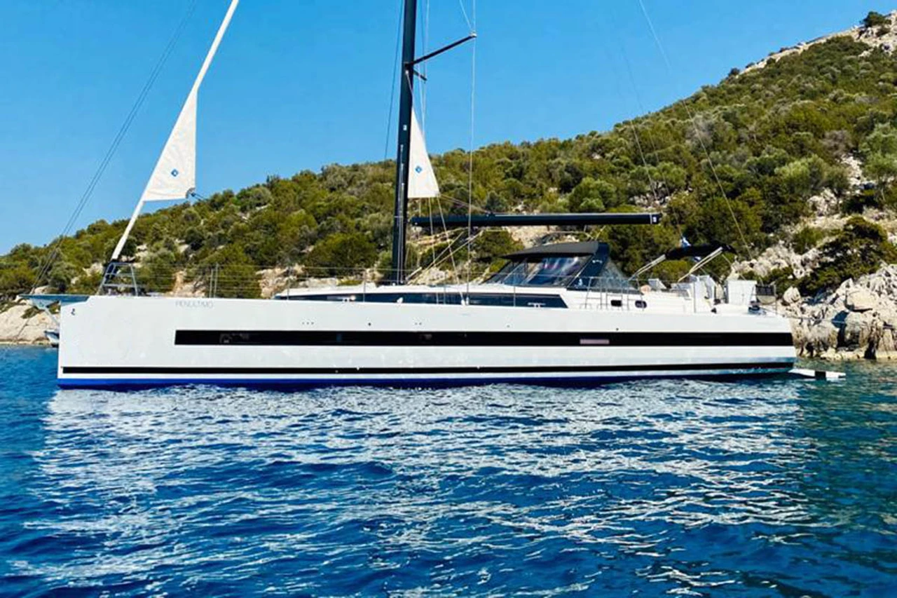 Oceanis Yacht 62 - 4 + 1	-Segelyacht Penultimo (Crewed) in Griechenland 