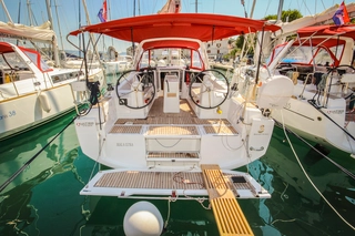 Oceanis 35