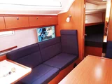 Segelyacht Bavaria Cruiser 37 3 Cab Smiley 12