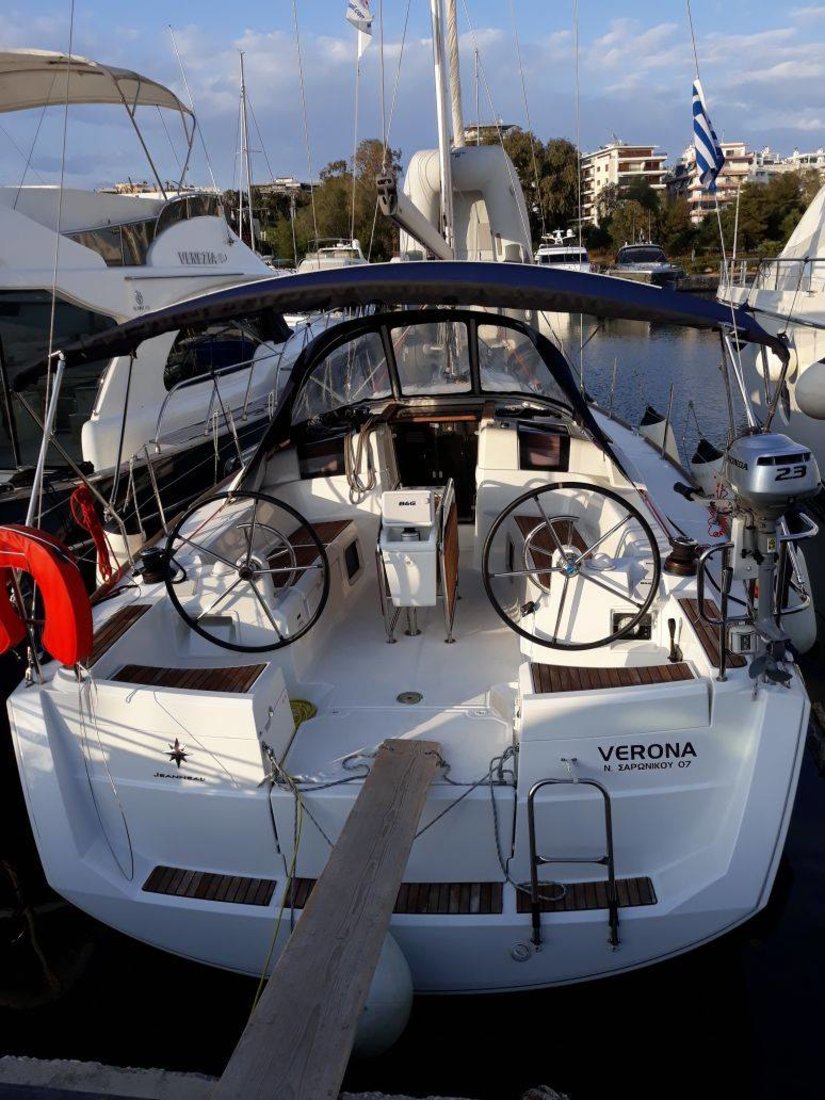 Segelyacht Sun Odyssey 389 Verona 1