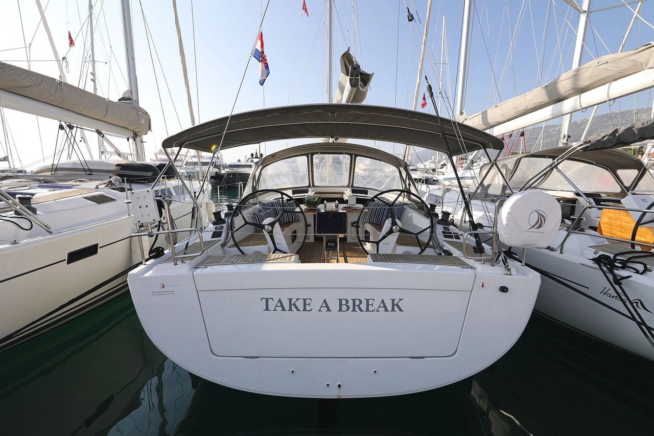 Hanse 415-Segelyacht take a break in Kroatien