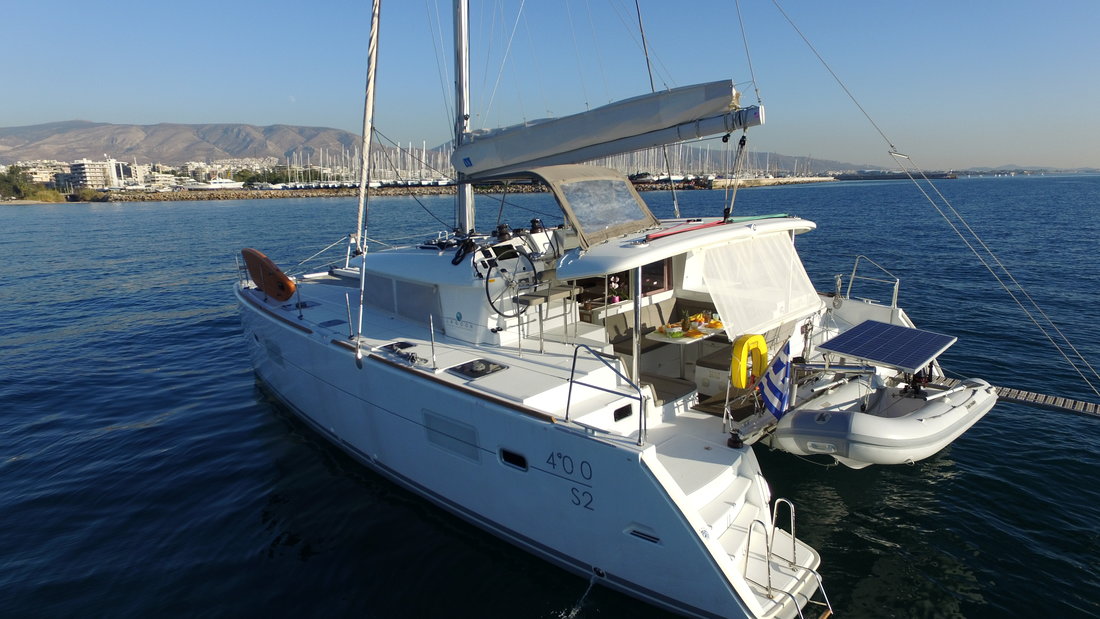 Katamaran Lagoon 400 S2 4 1 Cab Sailing Blue 4 1