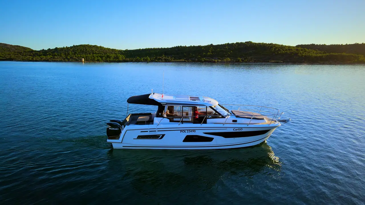 Merry Fisher 1095-Motorboot CarGO in Kroatien