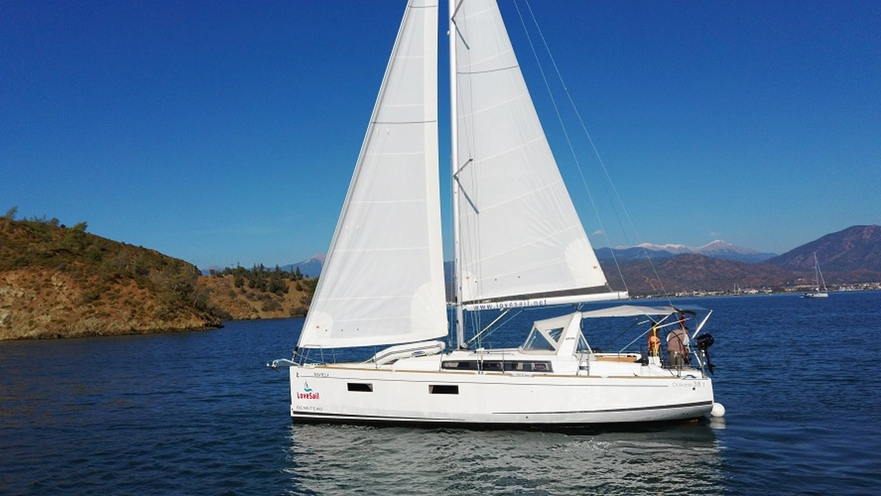 Oceanis 38.1-Segelyacht Rosa Bella in Türkei