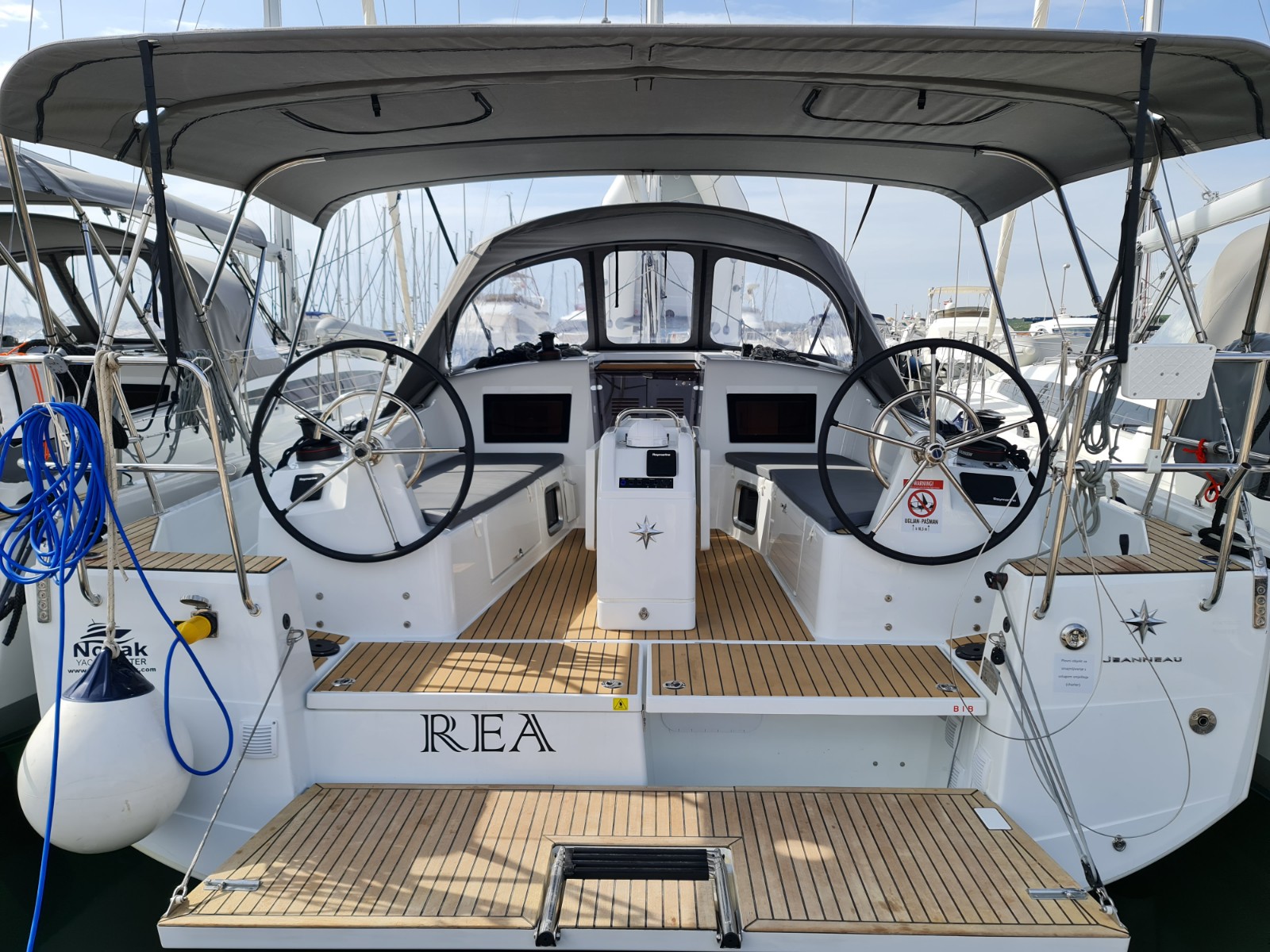 Segelyacht Sun Odyssey 410 3 Cab Rea 1