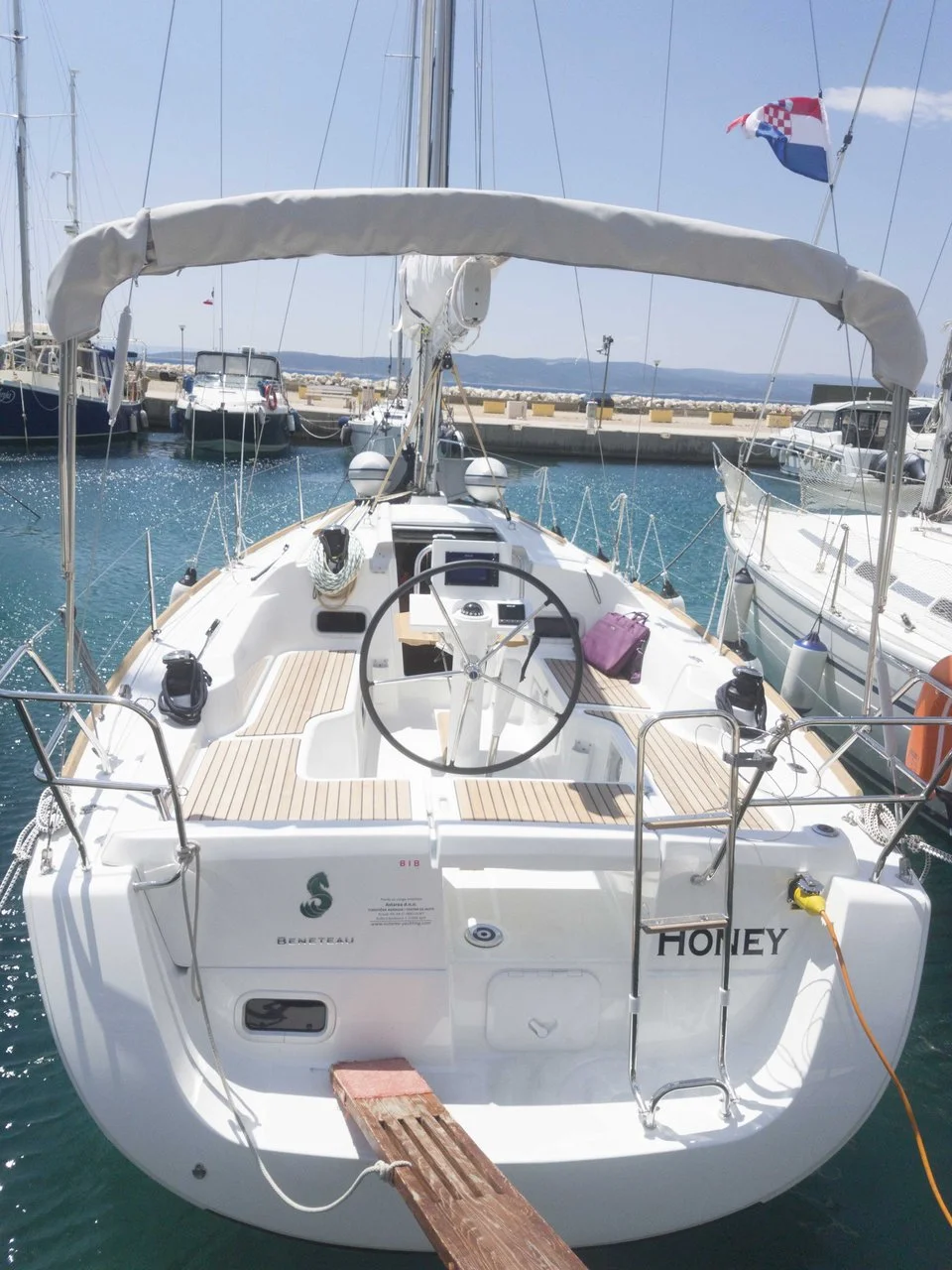 Oceanis 31-Segelyacht Honey in Kroatien