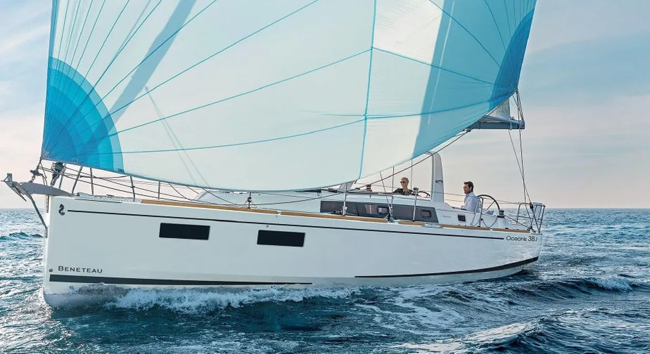 Oceanis 38.1-Segelyacht Sail Bellatrix in Türkei
