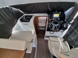 Antares 9 OB-Motorboot Queen Korina in Kroatien