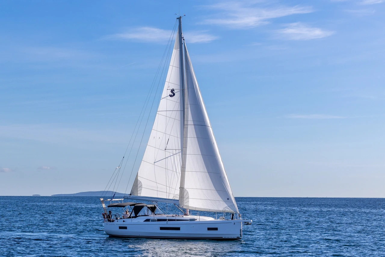 Oceanis 40.1-Segelyacht Feneos in Griechenland 