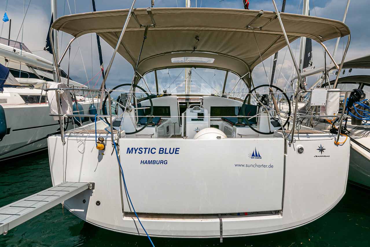 Segelyacht Sun Odyssey 440 Mystic Blue 1