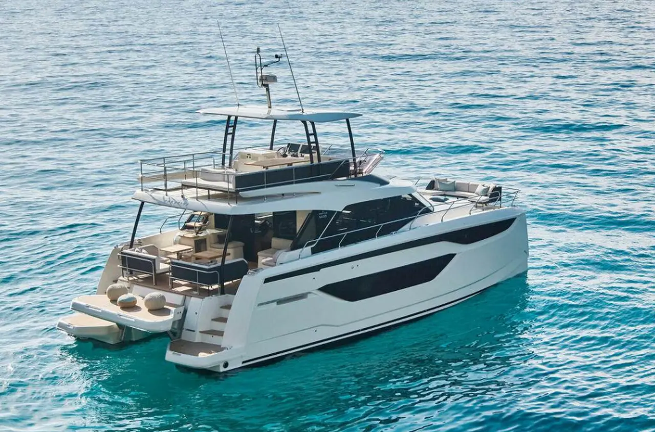 Prestige M48 - 3 + 1 cab.-Power catamaran Mandis in Kroatien