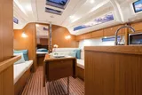 Segelyacht Bavaria Cruiser 37 3 Cab Jane II 14