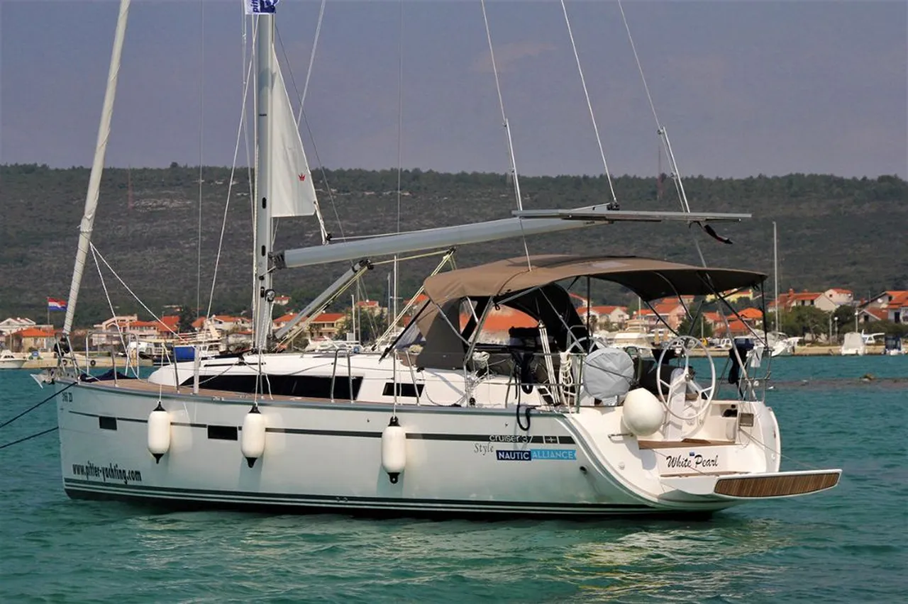Bavaria Cruiser 37 - 2 cab.-Segelyacht White Pearl  in Kroatien