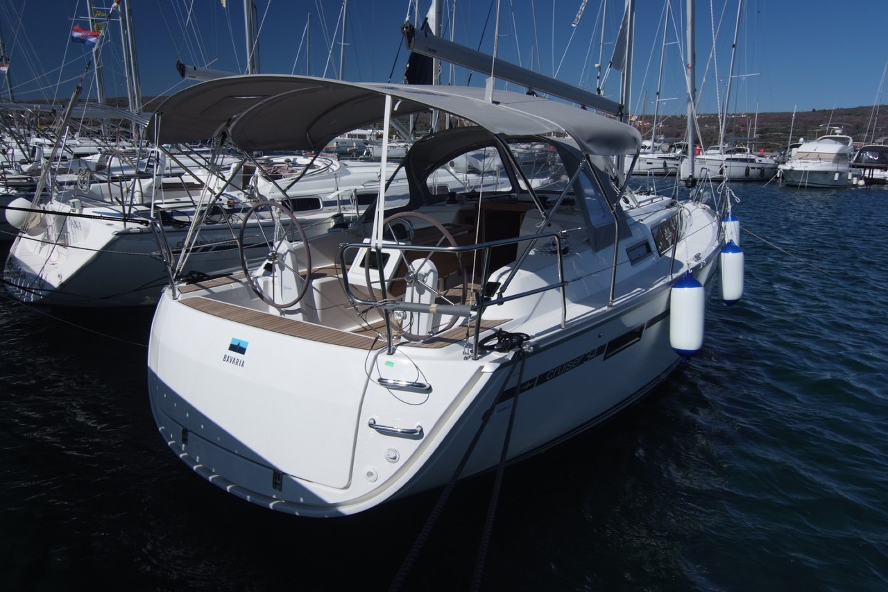 Segelyacht Bavaria Cruiser 34 Talassa 1