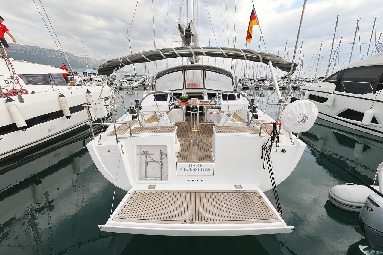 Hanse 455-Segelyacht Bare Necessities in Kroatien