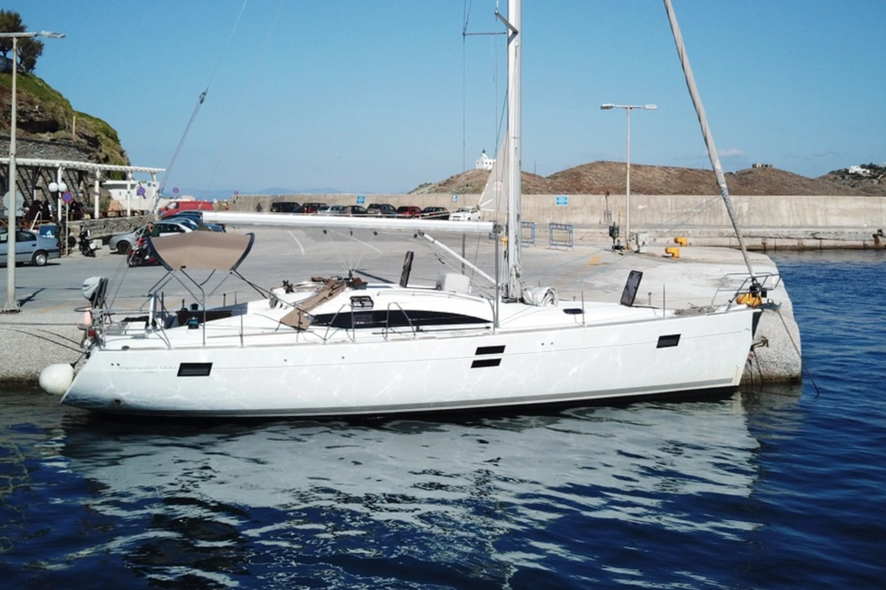 Elan 444 Impression-Segelyacht Okea Iris in Griechenland 