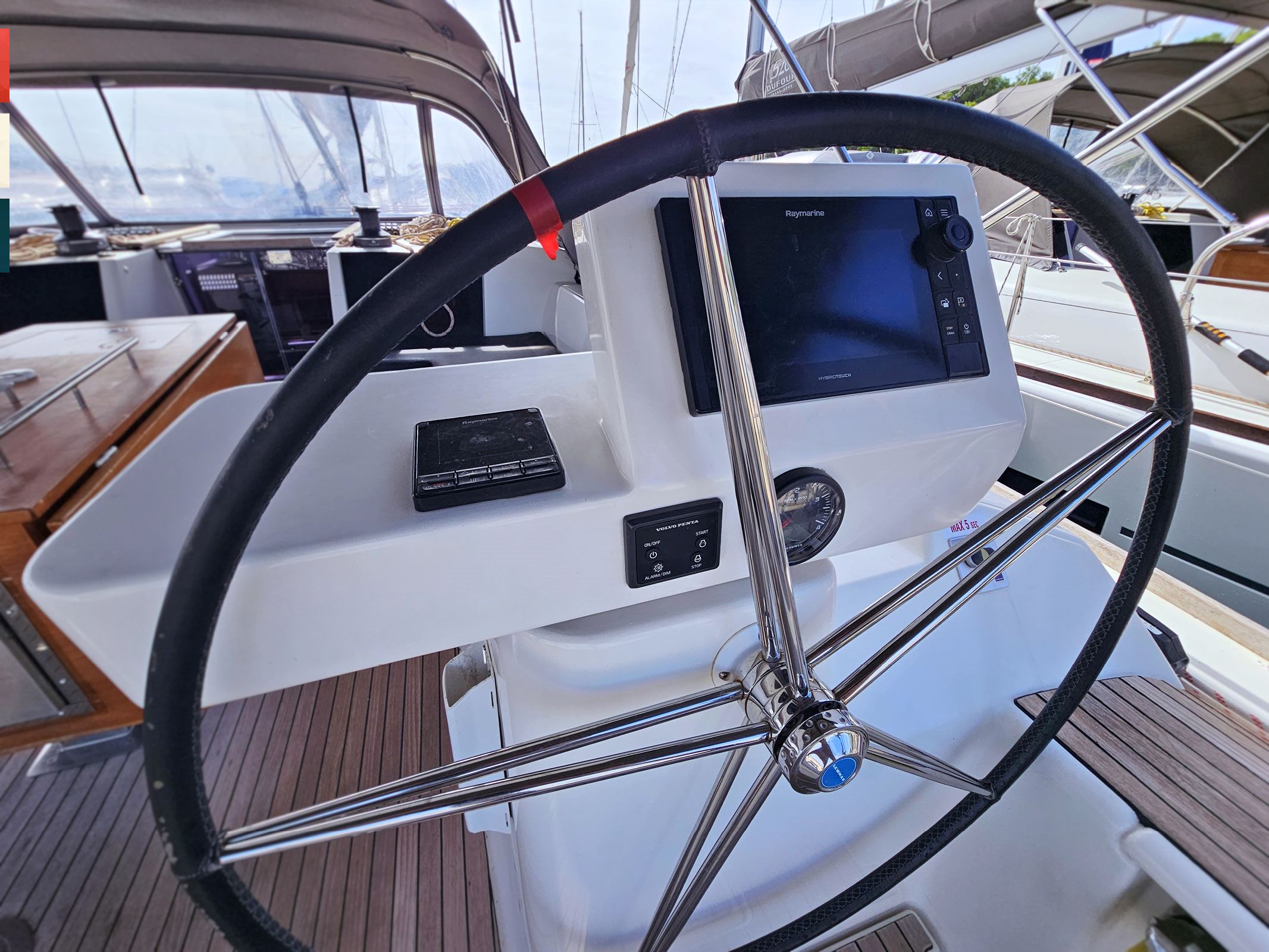 Segelyacht Dufour 520 GL Volante 8