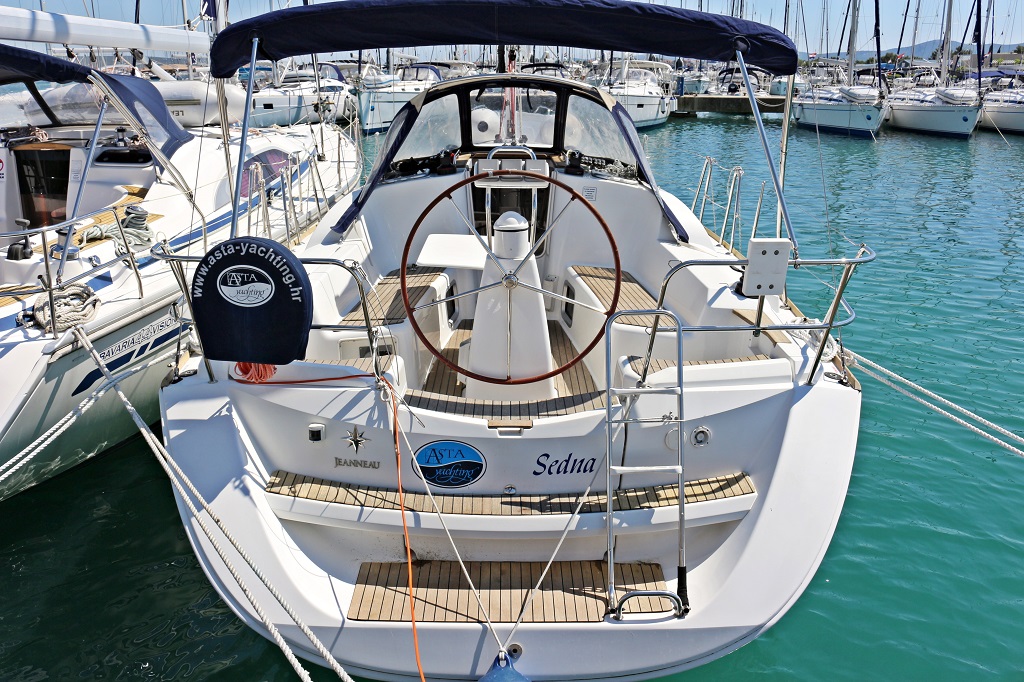 Segelyacht Sun Odyssey 36i Sedna 1