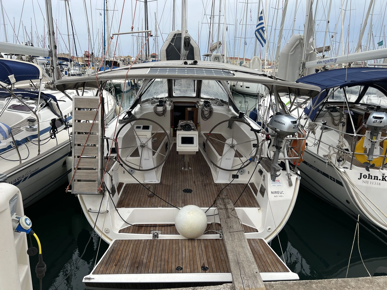 Bavaria Cruiser 41 - 3 cab.-Segelyacht Nireus in Griechenland 