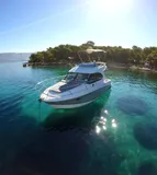 Antares 30-Motorboot Lumar in Kroatien