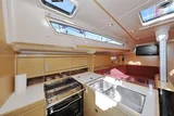 Segelyacht Elan 350 Performance 3 Cab Uniform 12