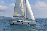 Segelyacht Hanse 418 3 Cab Azur 6