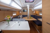 Segelyacht Elan E4 London 9